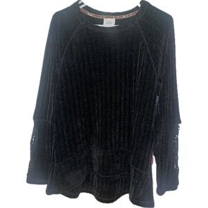 NWOT Sweater with Crochet Sleeves